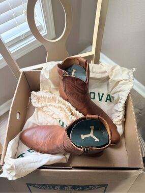 Tecovas Men’s Brown Leather Zip Ankle Boots w/ Box & Dust Bags